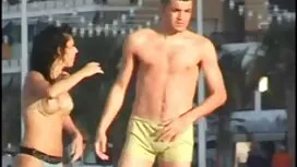 Deliziosa ragazza in ...