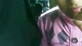 Una madre a mezzo gu ...