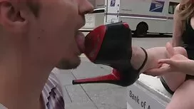 Un uomo video porno  ...